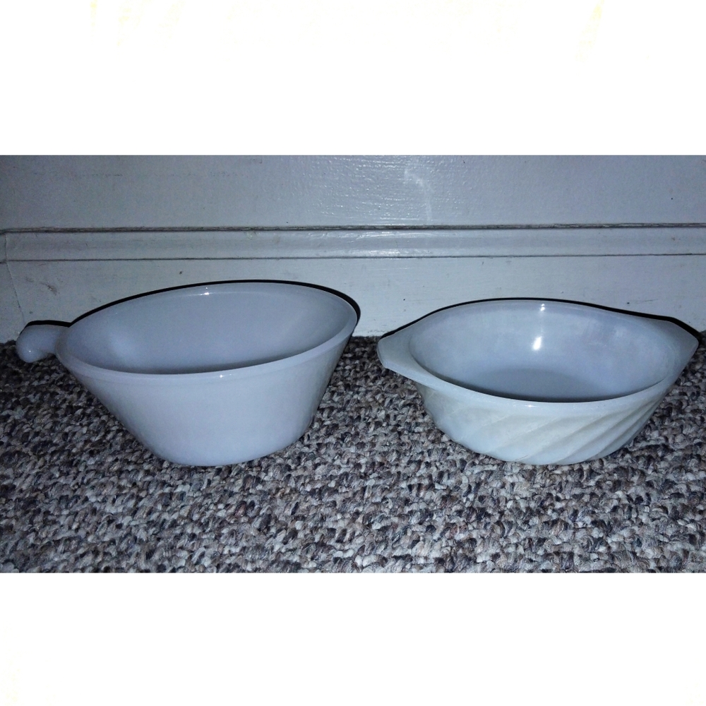 FIREKING ANCHOR HOCKING LOT OF 2 VINTAGE PIECES